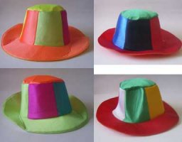 Cappello fluo colorato